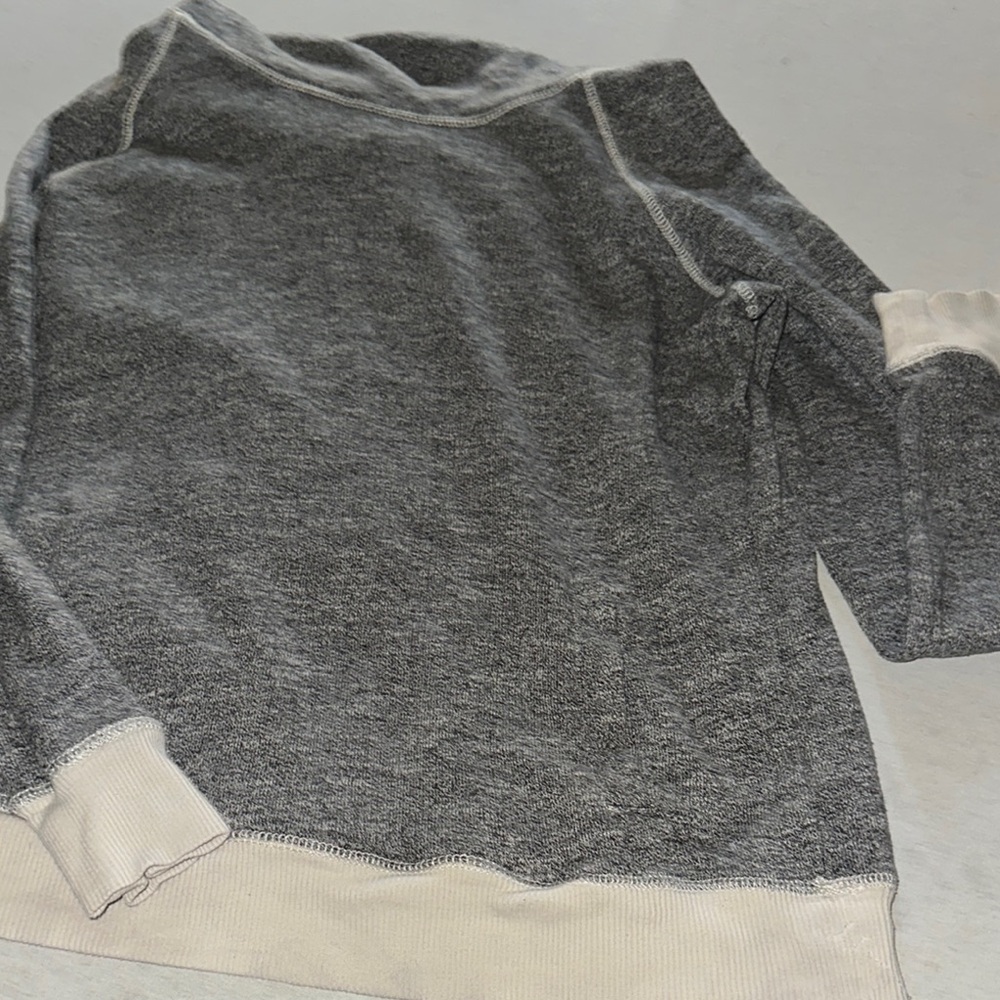 Womens Size Large GRG Gray and Cream Women's Sweater